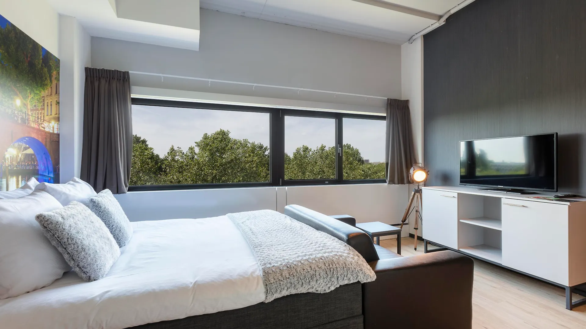 2L De Blend Aparthotel Utrecht 4*,