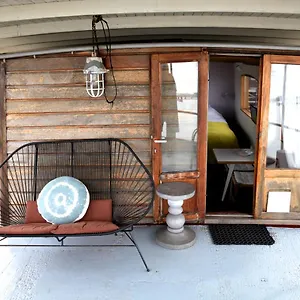  Bed & Breakfast Bed In Boat Netherlands