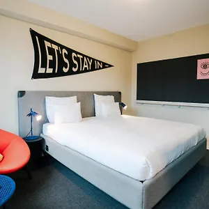 The Social Hub 3*, La Haye Pays-Bas