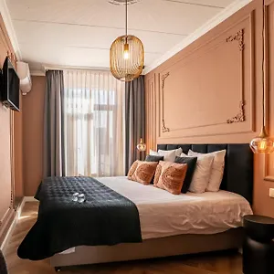 *** Hotel Janssen Netherlands