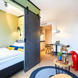Cityden Zuidas Апарт-отель